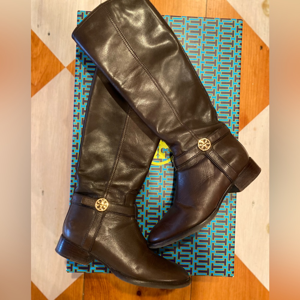 Tory Burch Bristol Riding Boots 30 MM, 8.5, Coconut Brown